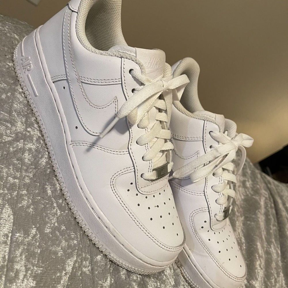 Nike Air Force 1 mens size 6